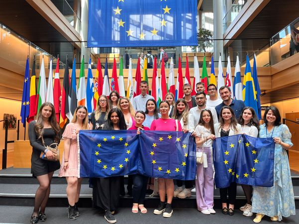 Comunitatea Tinerilor Lideri Europeni