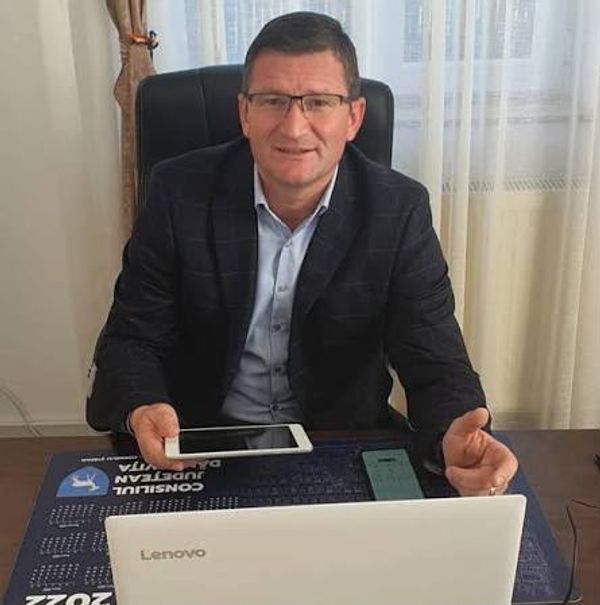 Portretul lui Daniel Neamțu