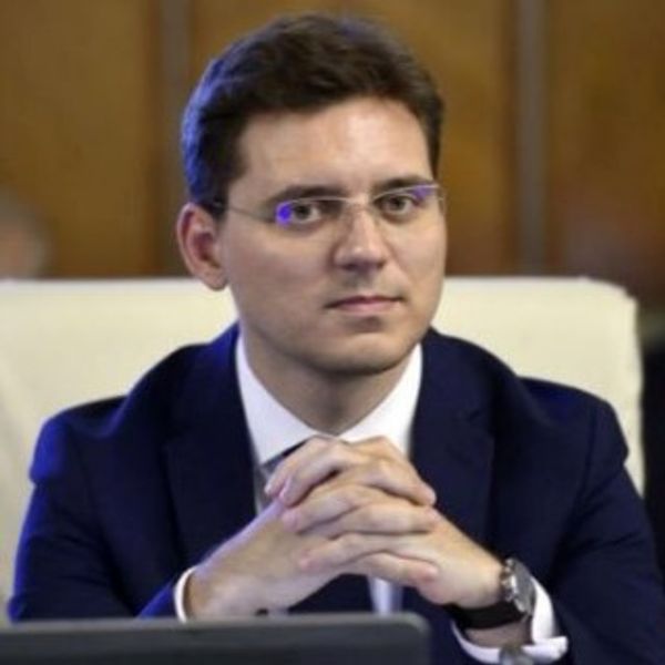 Victor Negrescu Membru al Parlamentului European
