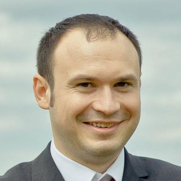 Oleg Roibu Group General Counsel, eMAG Oleg Roibu Group General Counsel, eMAG