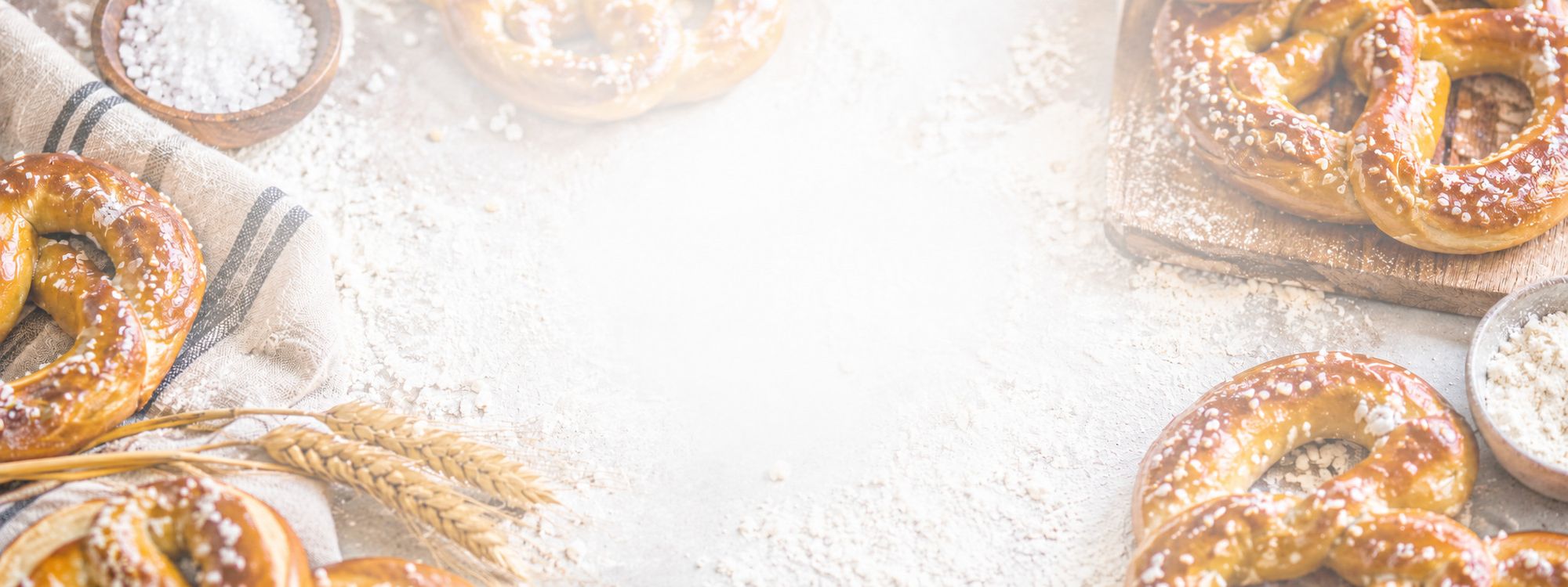 Zacht verlichte achtergrond van pretzeldeeg