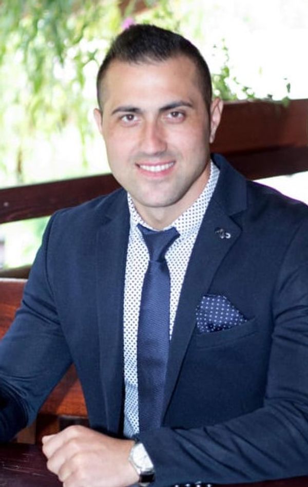 Emanuel Cojocariu - Coch Business